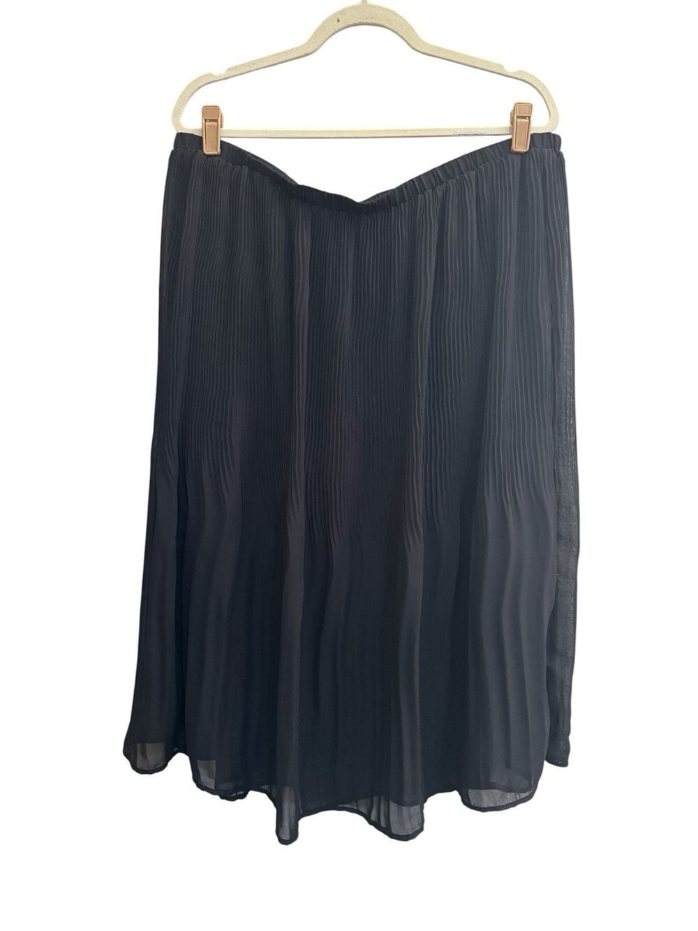 AVENUE BRAND Plus size 18-20 Black Accordion Pleat Pullon Below Knee Skirt #6791